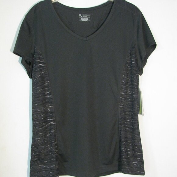 tek gear Tops - Tel Gear Active Workout Top XL NWT $26 Mesh Inset Black White Trim